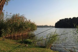 Wedkarstwo-jezioro_m